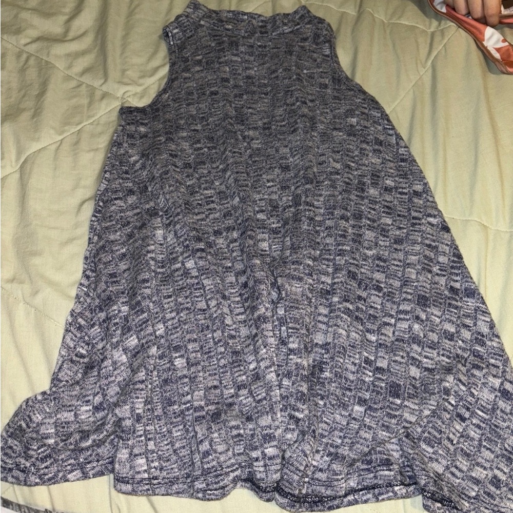Sleeveless blouse